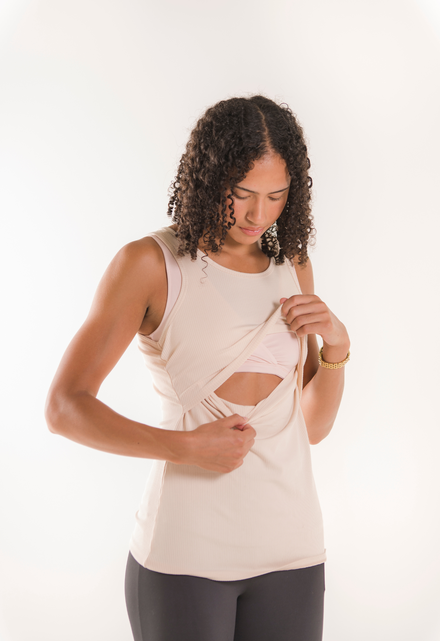 Ribbet ammetopp - Myk beige gallery