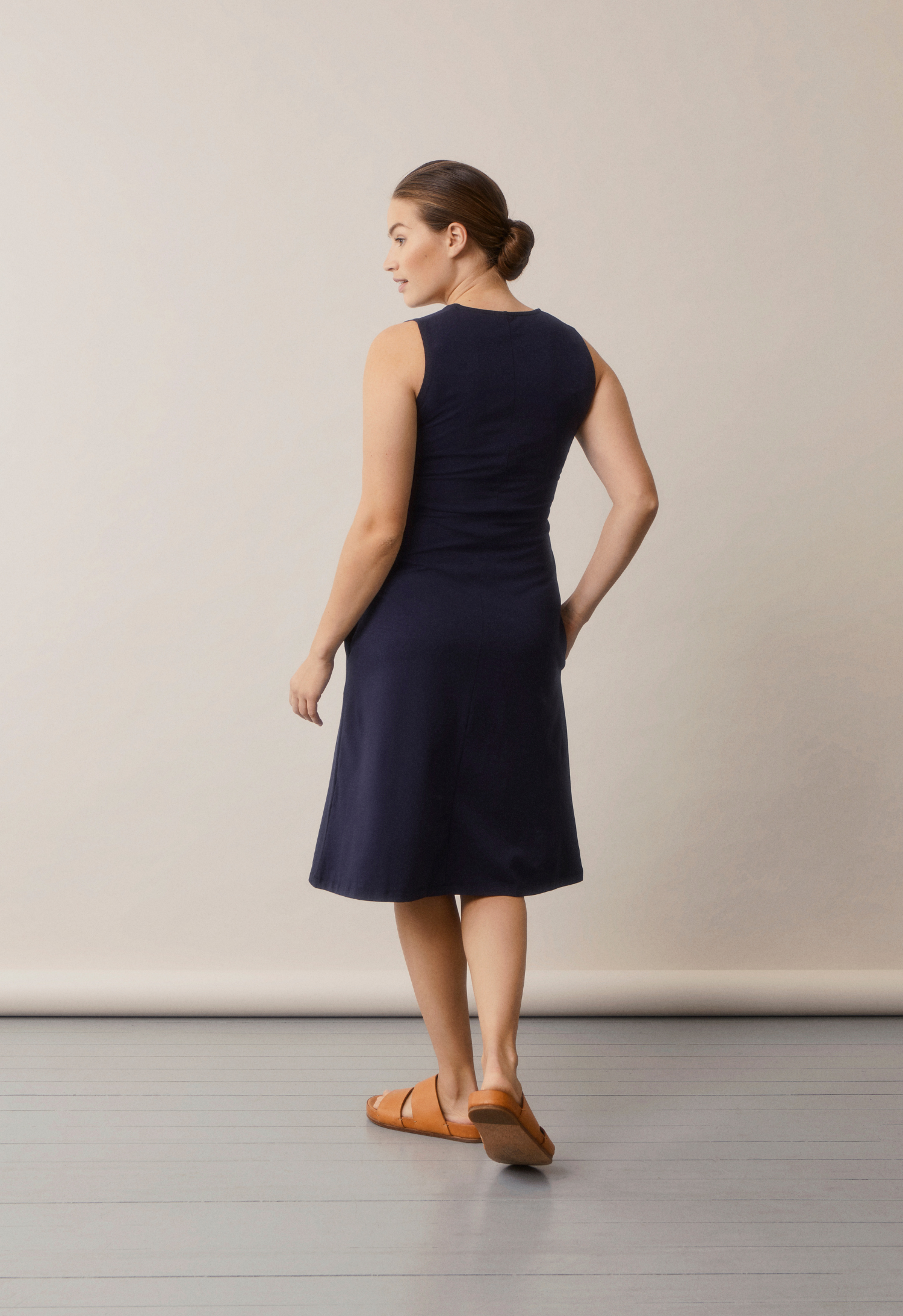 Kjole A midnattsblå gallery