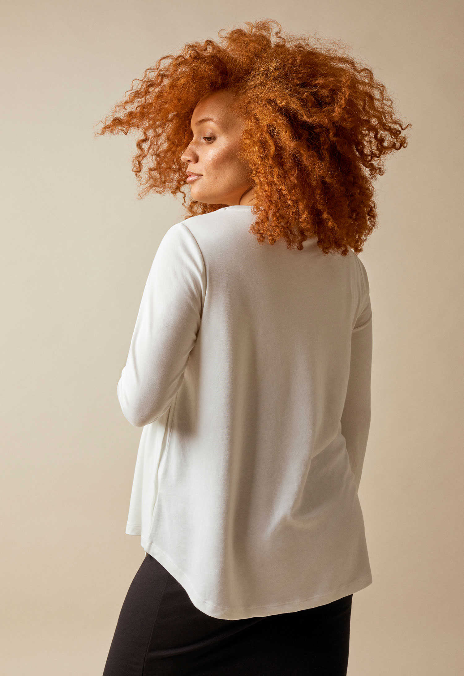 The-shirt langermet topp - Hvit gallery