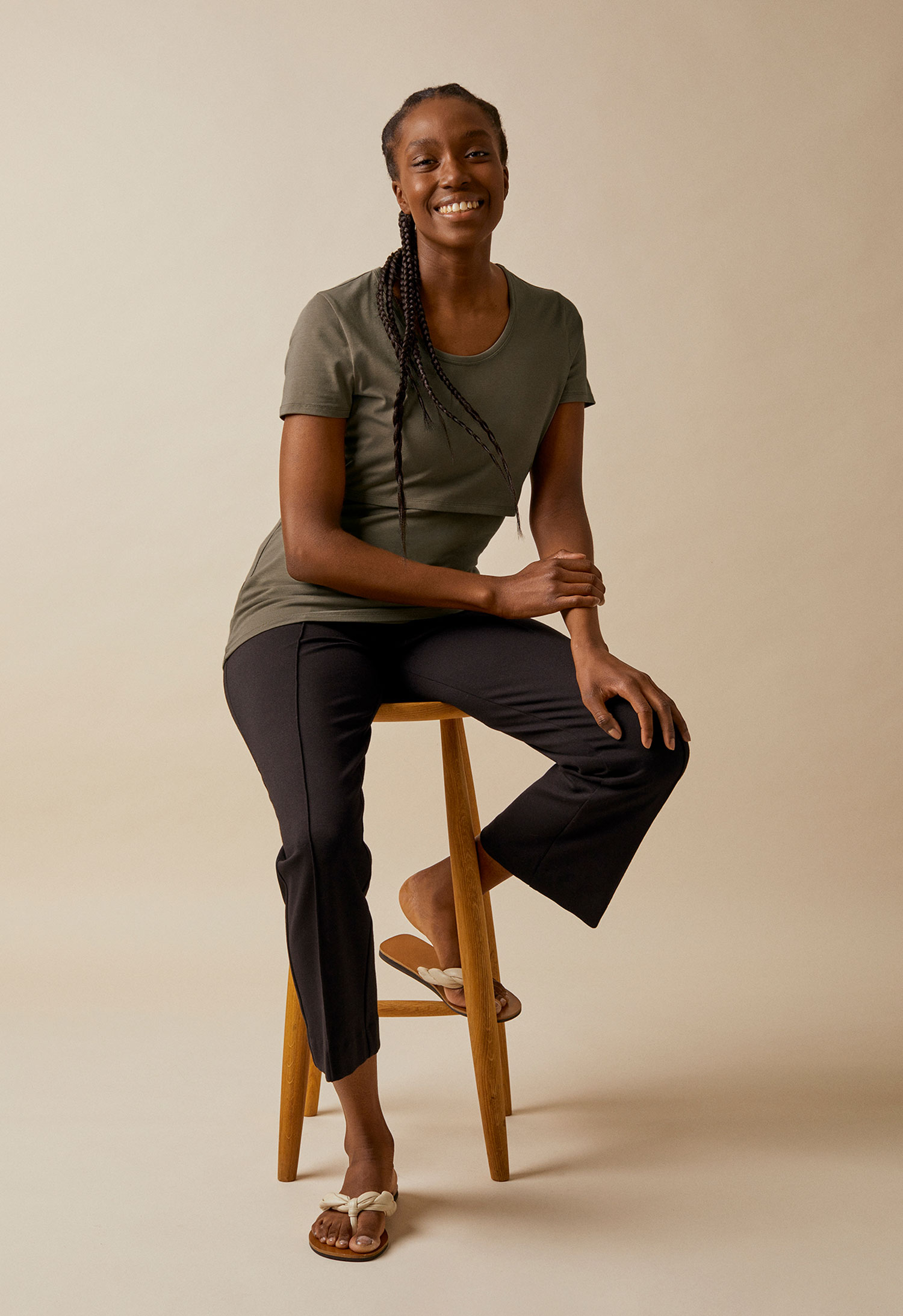 Klassisk kortermet topp - Grønn khaki