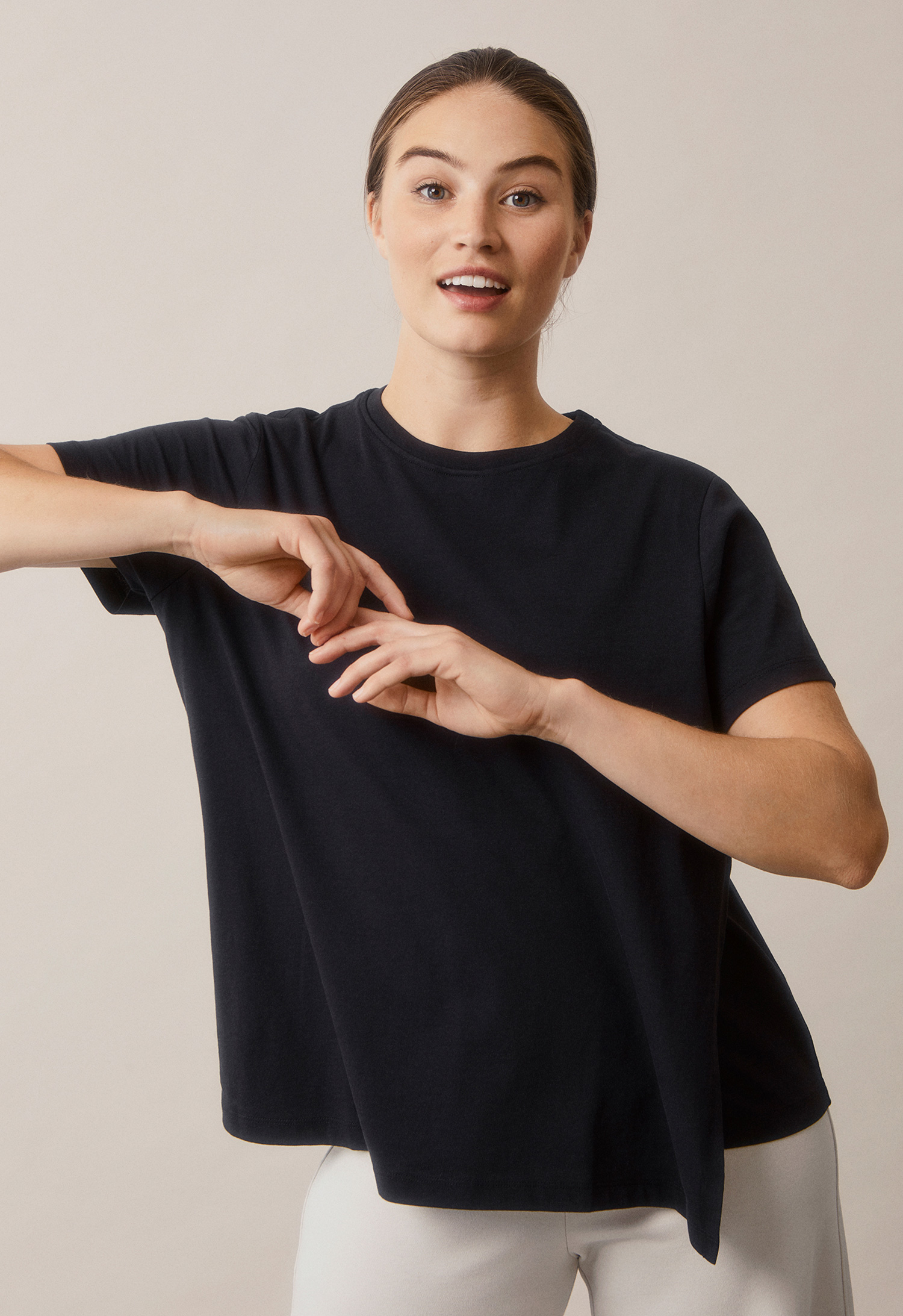 T-skjorte med ammefunksjon - svart gallery